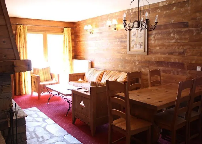 De L'ours Apart Otel 5*