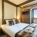 Hotel apartamentowy De L'ours 5*