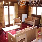 Hotel apartamentowy De L'ours