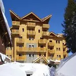 De L'ours 5*