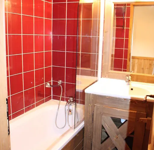 Aparthotel De L'ours 5*